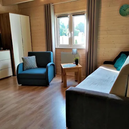 펜션 In Near West Pomerania Lakes